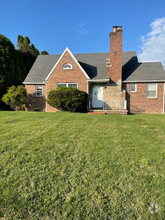 Building Photo - 2926 Cub Hill Rd