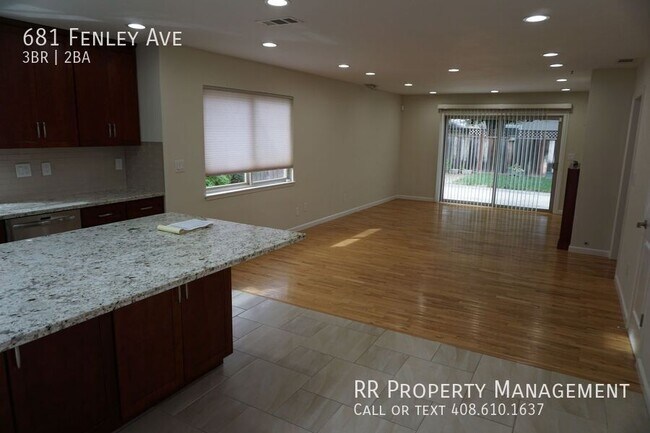 Foto del edificio - 681 Fenley Ave