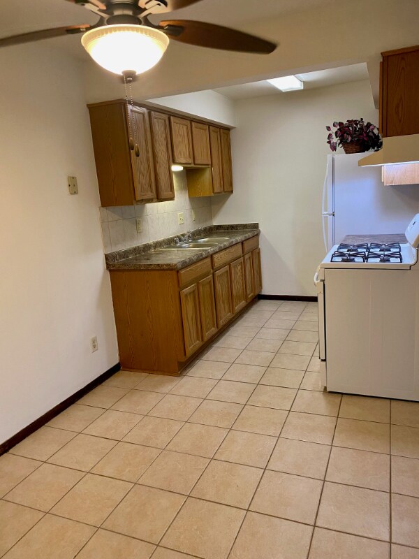 Foto del edificio - 6450 W Norwich Ave