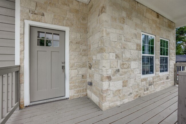 Foto del edificio - 4927 E Ridge Creek Dr