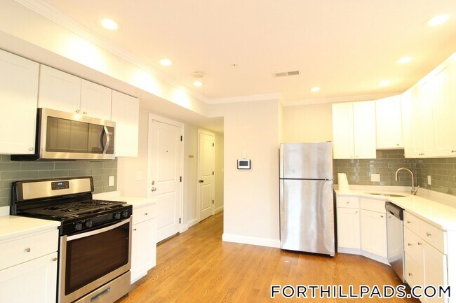 Foto del edificio - 2747 Washington St