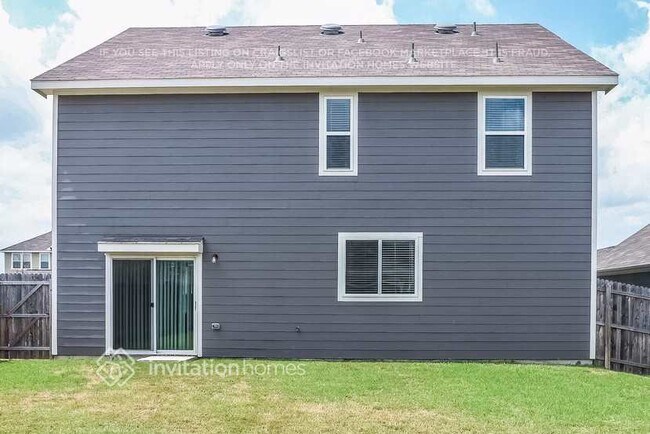 Foto del edificio - 2300 Bray Village Dr