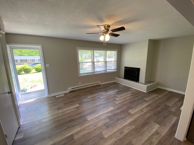 Foto del edificio - Remodeled 3Bed/2Bath home in Durham