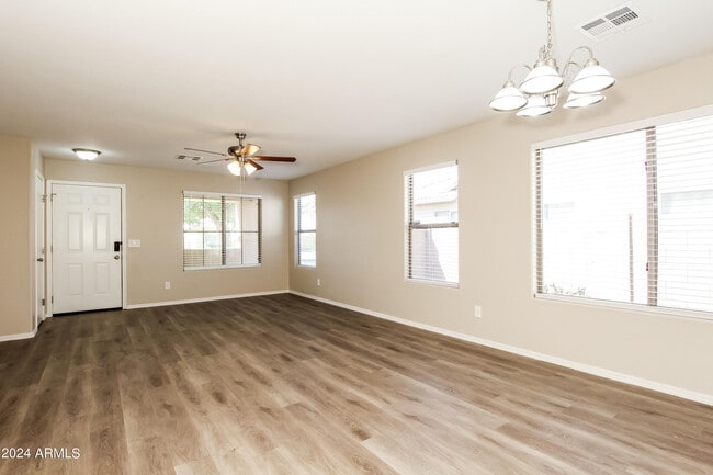 Building Photo - 1706 W Lydia Ln