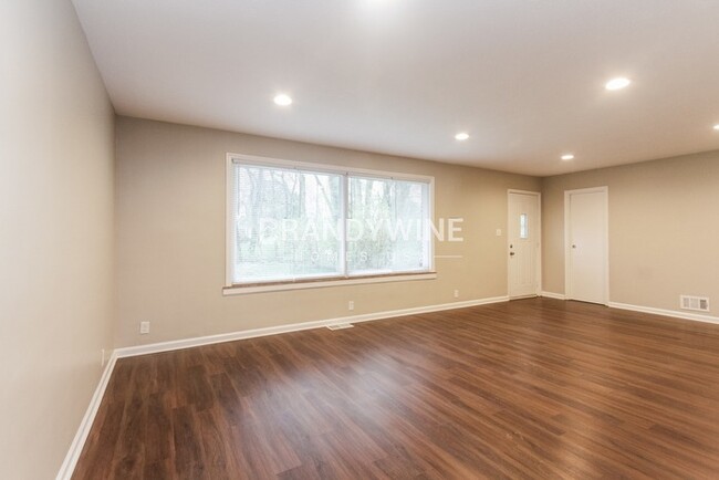 Building Photo - Welcome Home! Schedule Your Tour & Apply N...