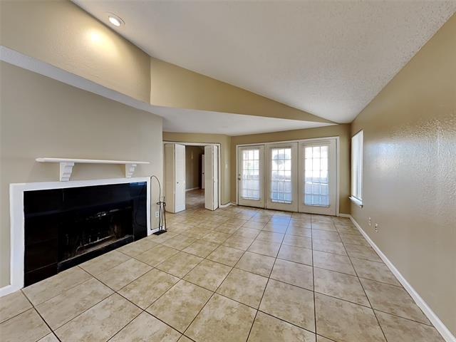 Building Photo - 5550 Spring Valley Rd