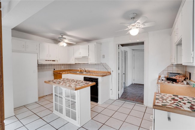 Foto del edificio - 12036 105th St