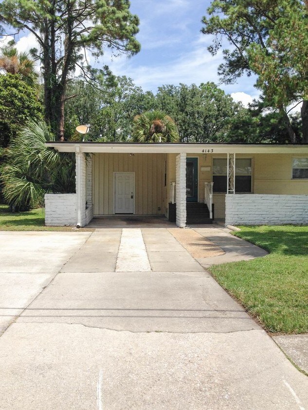Primary Photo - 4143 Marianna Rd