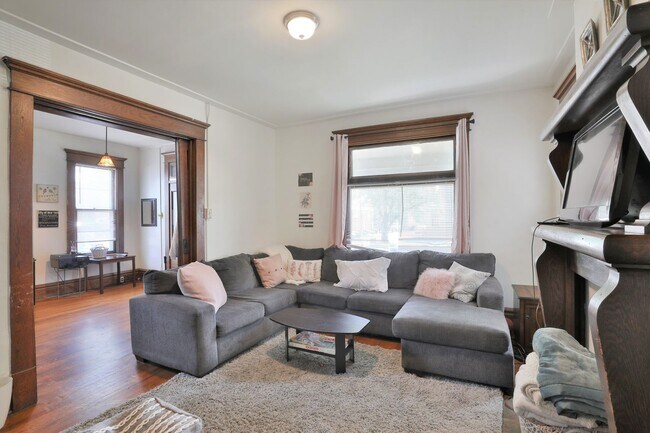 Foto del edificio - 252-2525 E 18th Ave