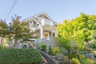Building Photo - 316 N 73rd St
