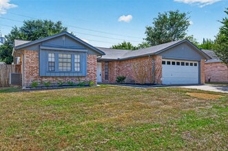 Building Photo - 18735 Glen Briar Ln
