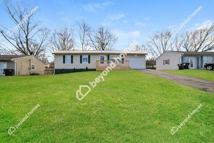 Primary Photo - Adorable 1,008 sq ranch style home in desi...