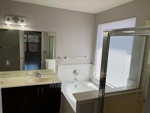 Building Photo - 15004 Antique Finish Dr