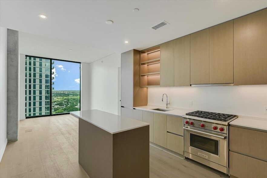 Photo - 610 Davis Street Unit 2904