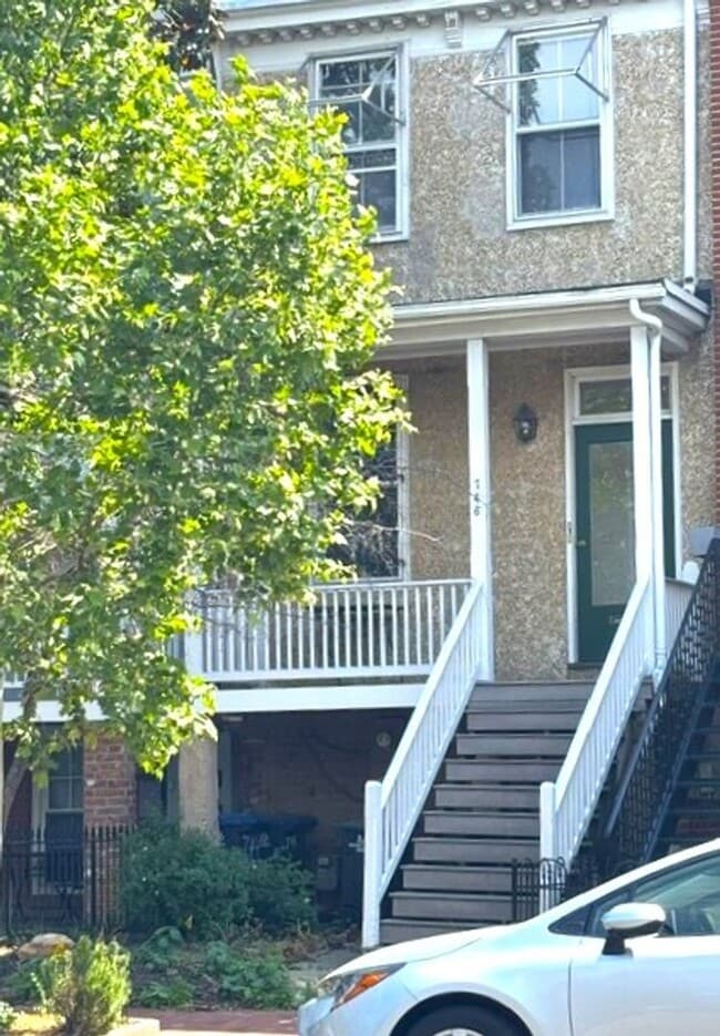 Truitt - Truitt Apartment