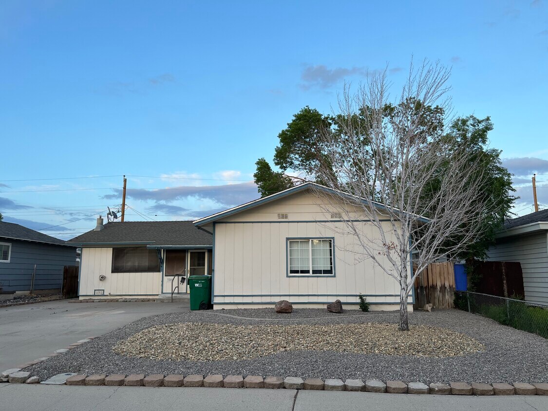 3200 Elaine Way, Sparks, NV 89431 House Rental in Sparks, NV