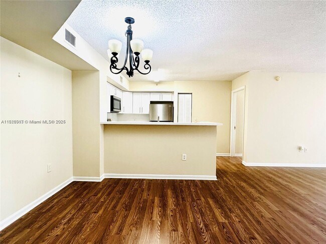 Foto del edificio - 2153 Renaissance Blvd