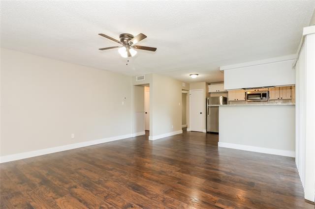 Foto del edificio - 357 SW Rand Dr