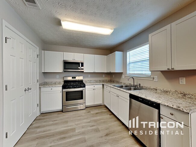 Foto del edificio - 365 Creekview Boulevard Covington GA