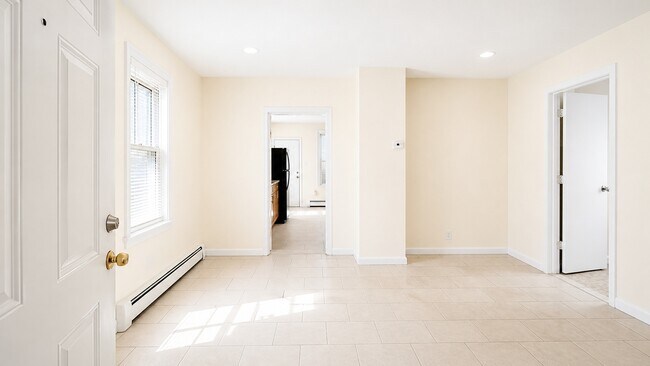 SALA DE ESTAR - 612 S Park St