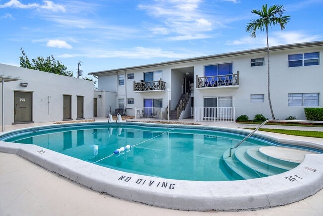 Interior Photo - Eden House - 3601 Van Buren St Hollywood, FL 33021