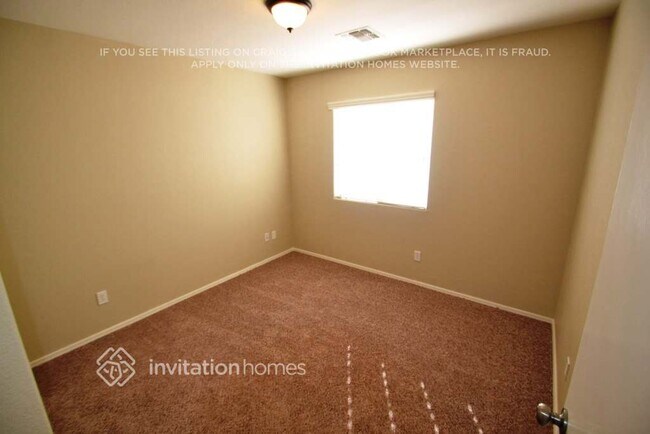 Foto del edificio - 5858 E Hoover Ave