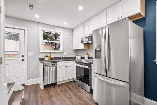 Cocina - 612 44th St NE