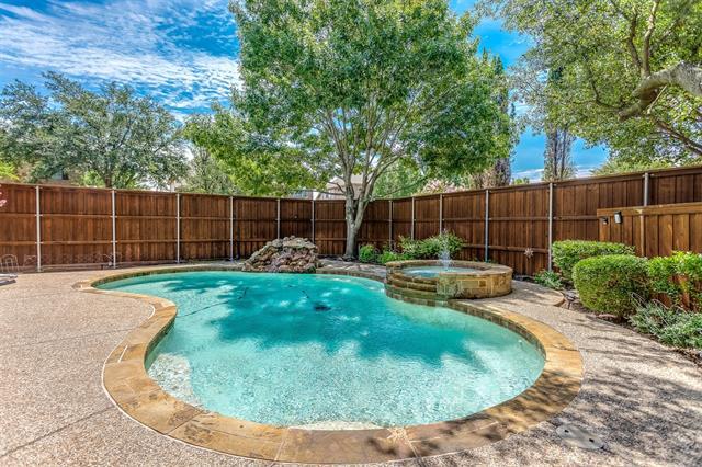 Foto del edificio - 4656 Means Dr