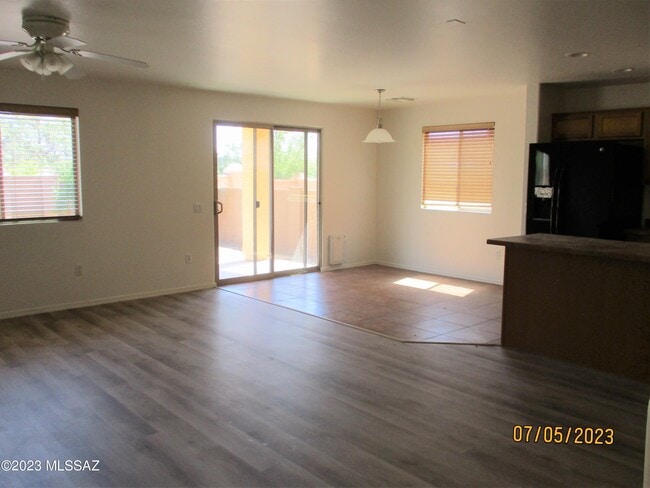 Building Photo - 14375 S Camino El Galan
