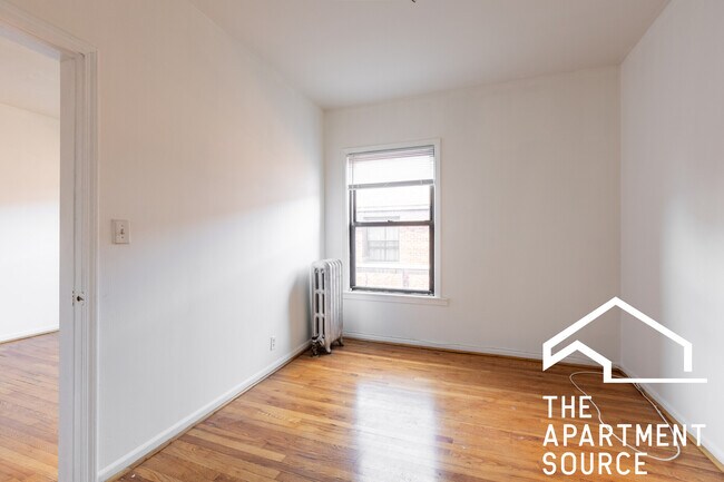 Foto del edificio - 929 W Sunnyside Ave