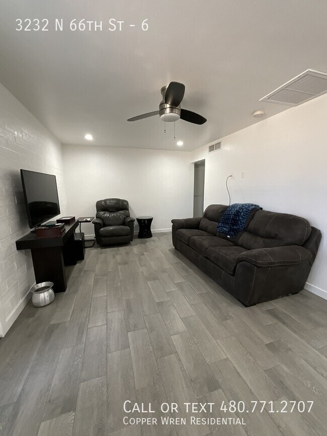 Foto del edificio - 3232 N 66th St