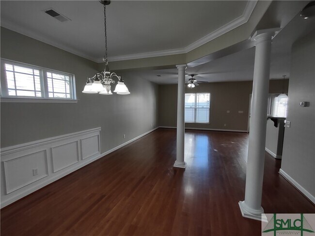Building Photo - 50 Summer Hill Ct