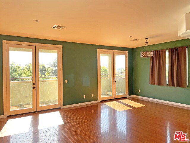 Building Photo - 1448 N Fair Oaks Ave