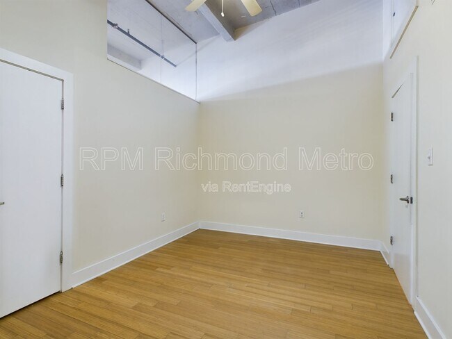 Foto del edificio - 815 Perry St