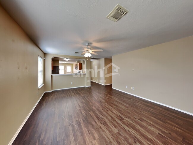 Foto del edificio - 6815 Baron Gate Ct