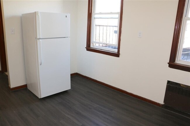 Building Photo - 816 Bloomfield St