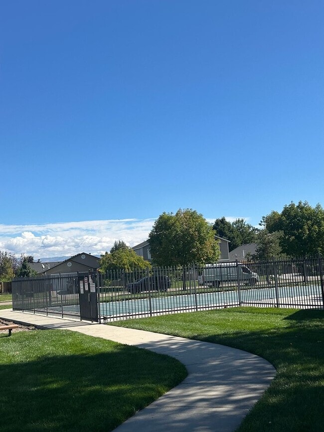 Building Photo - 4258 S Glenmere Way