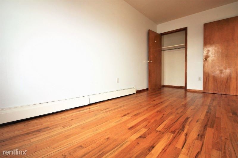 Primary Photo - 343 22nd St