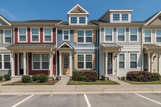 Building Photo - 2801 Wilshire Hill Dr