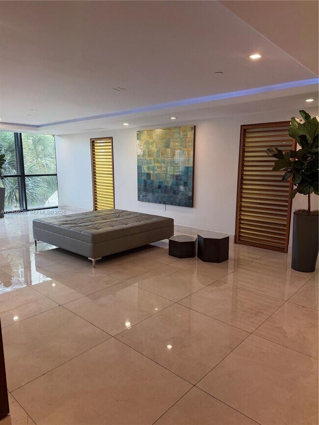 Foto del edificio - 540 Brickell Key Dr