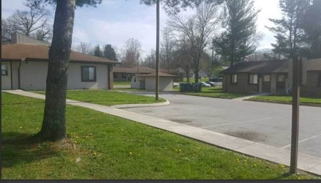 Primary Photo - Ivy Avenue Apartments