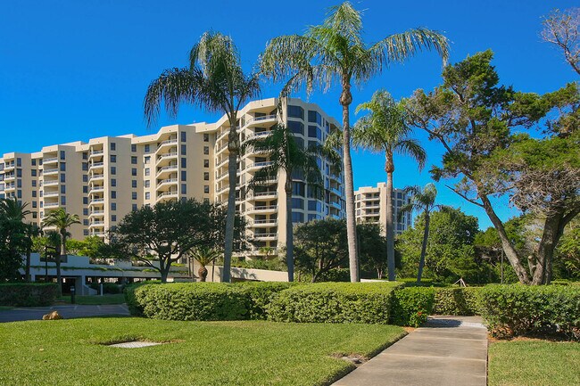 Building Photo - 1211 Gulf of Mexico Dr