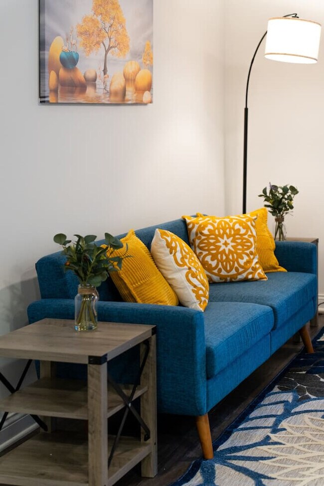 Foto del edificio - 5842 Leisure Ln