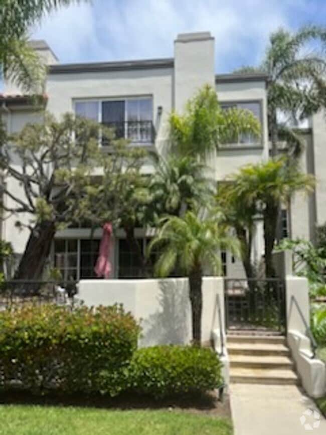 Building Photo - 19302 Torreypines Cir
