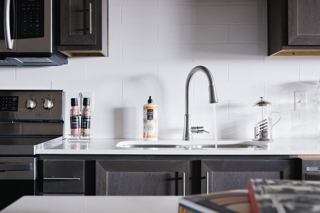 Samsung Stainless Steel Appliances - Liberty Creek Village