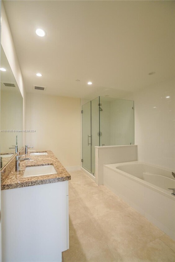 1091 Galiano St Unit 304, Coral Gables, FL 33134 Condo for Rent in