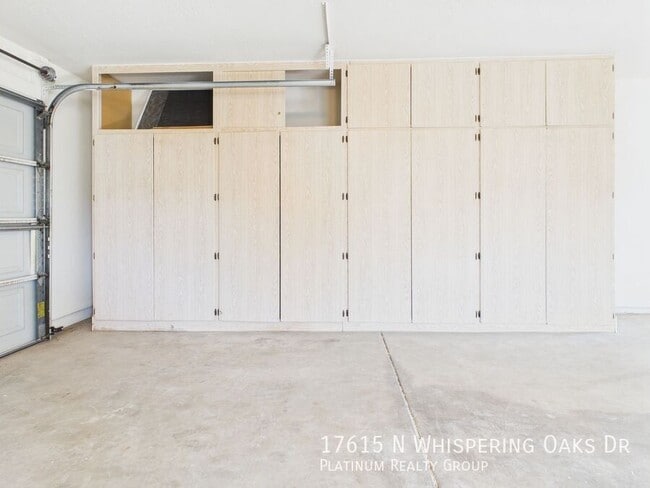 Foto del edificio - 17615 N Whispering Oaks Dr