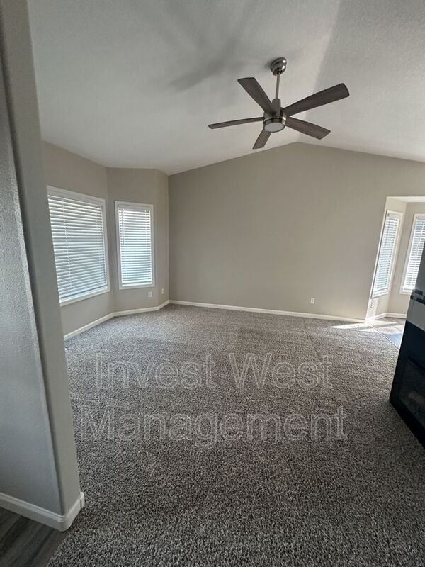 Foto del edificio - 13508 NE 5th Ct