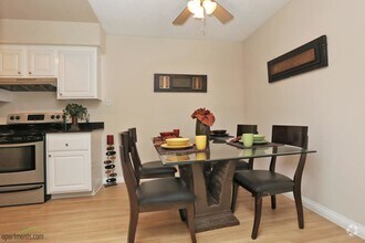 Dining Room - Allanza at The Lakes