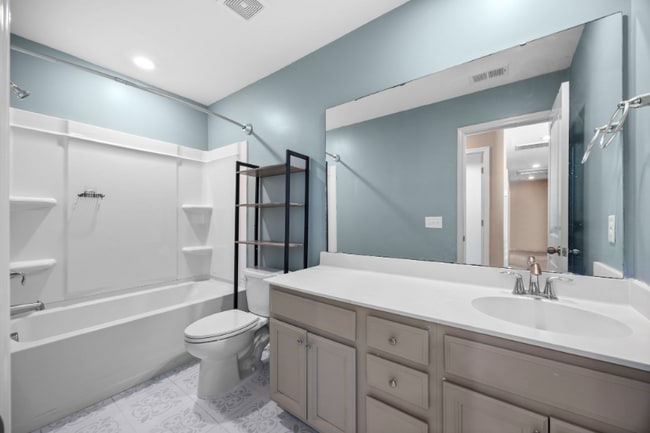 Building Photo - 677 Redbud Ln